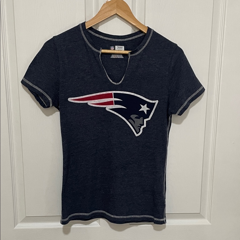 NFL Team Apparel Women's Patriots Navy Shirt